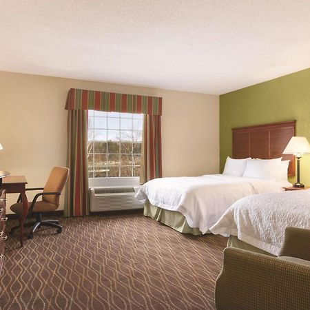 Hampton Inn&Suites Greenfield Exterior foto