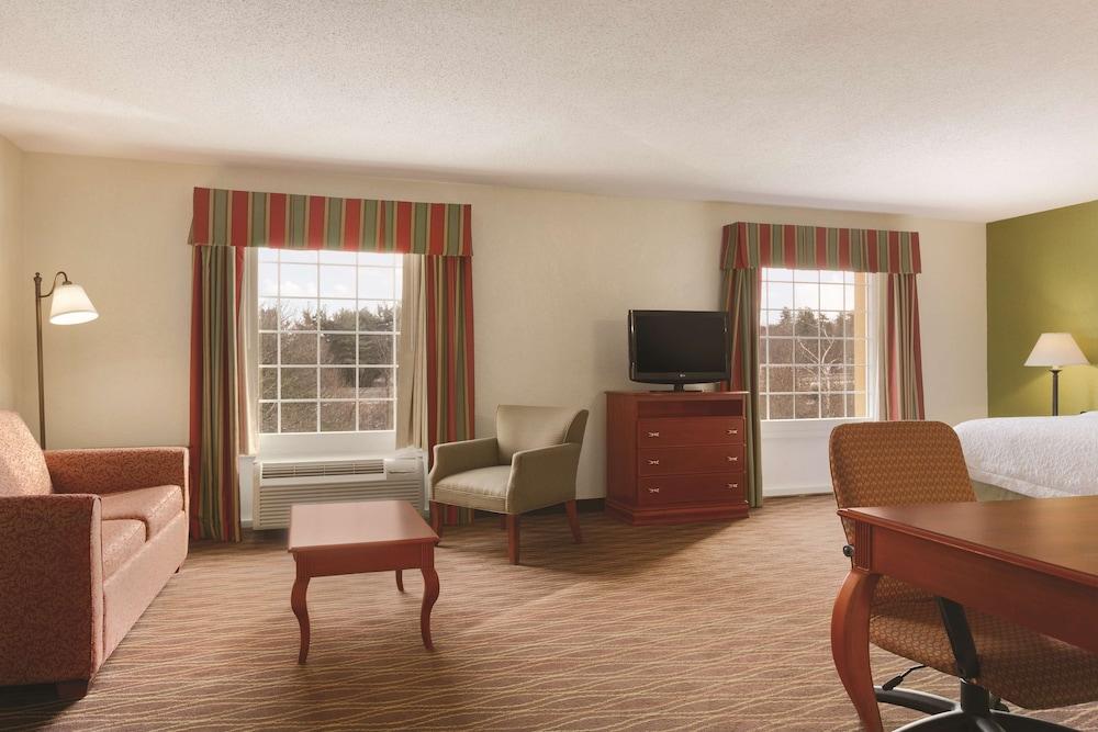 Hampton Inn&Suites Greenfield Exterior foto