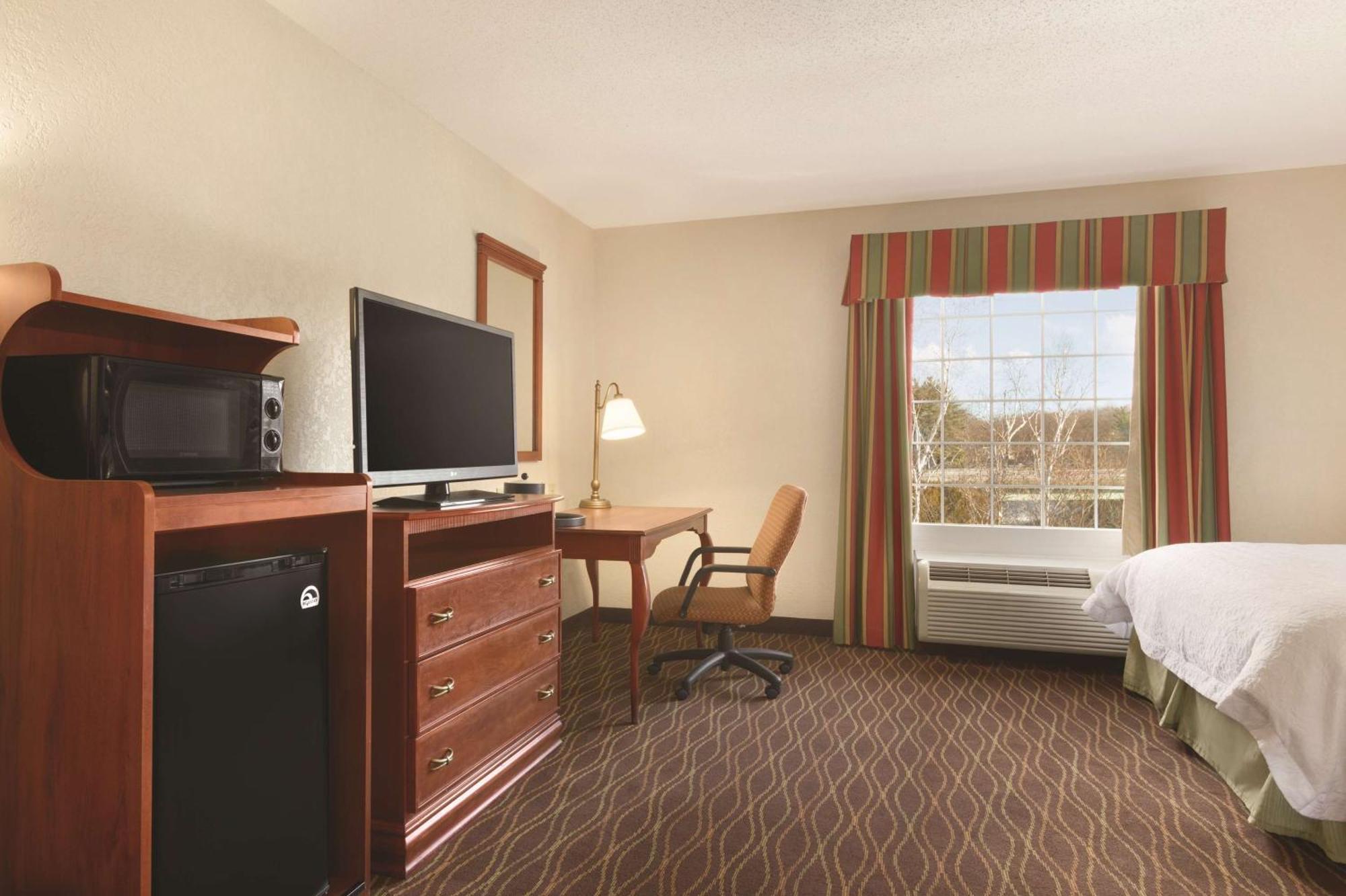 Hampton Inn&Suites Greenfield Exterior foto